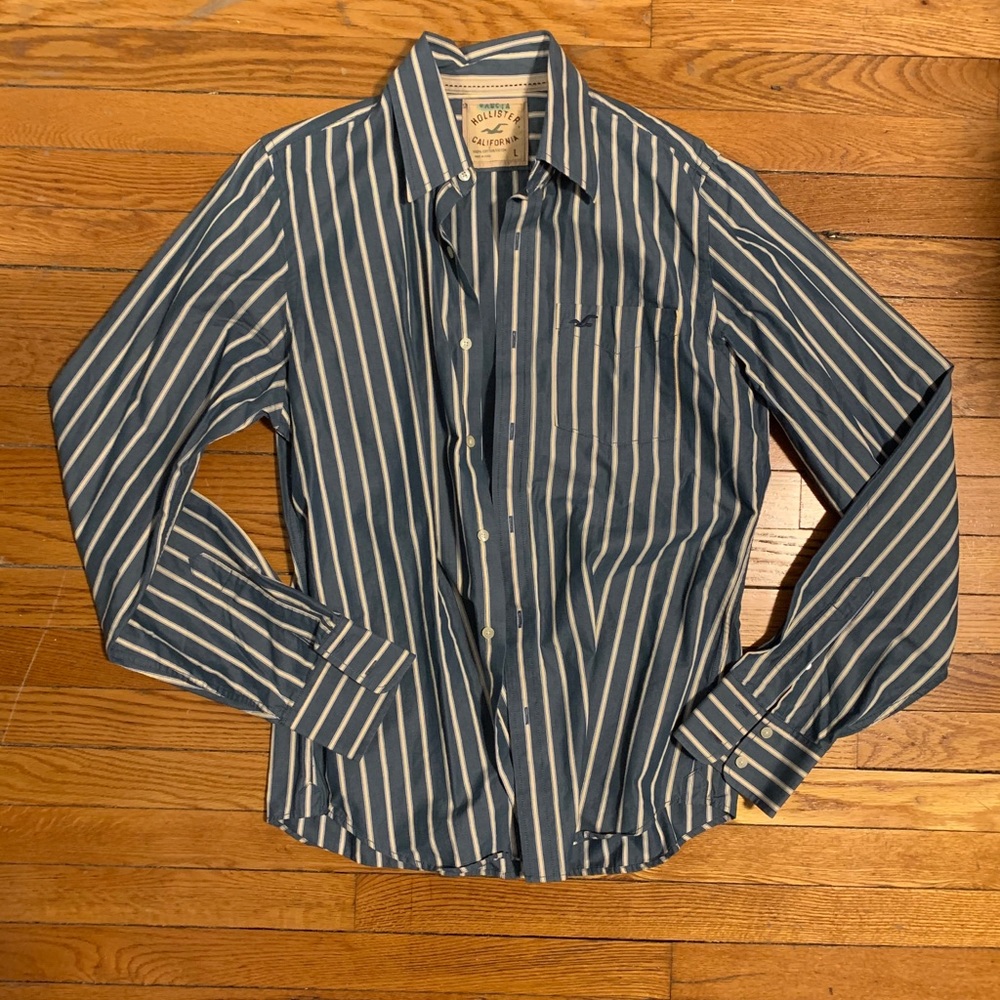 Hollister shirt men’s size L